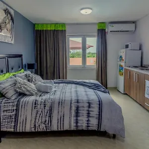 Omira Apartment Suites Hotel Willemstad